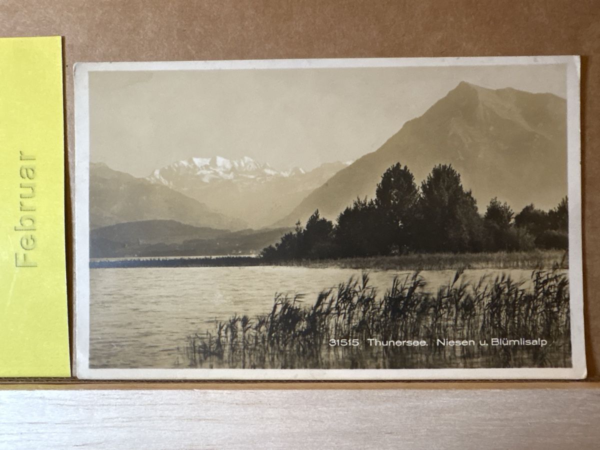 Cartoline postali: AK von Thunersee Niesen & Blümlisalp – Usato da Rümlang venduto da Kartenpost1
