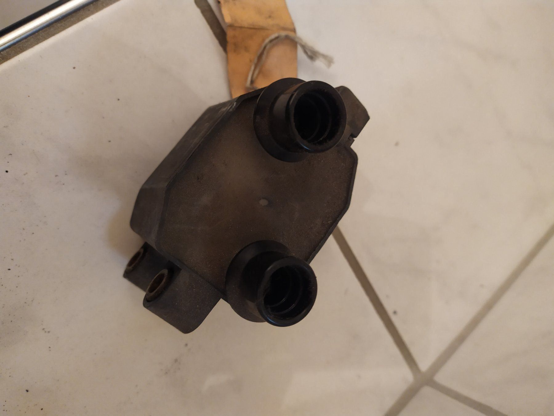 Ford Tutti pezzi di ricambio auto: Zündspule Ford – Usato da Schlatt TG venduto da Andis3 1