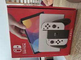 Nintendo Switch OLED - Modèle blanc - comme neuve