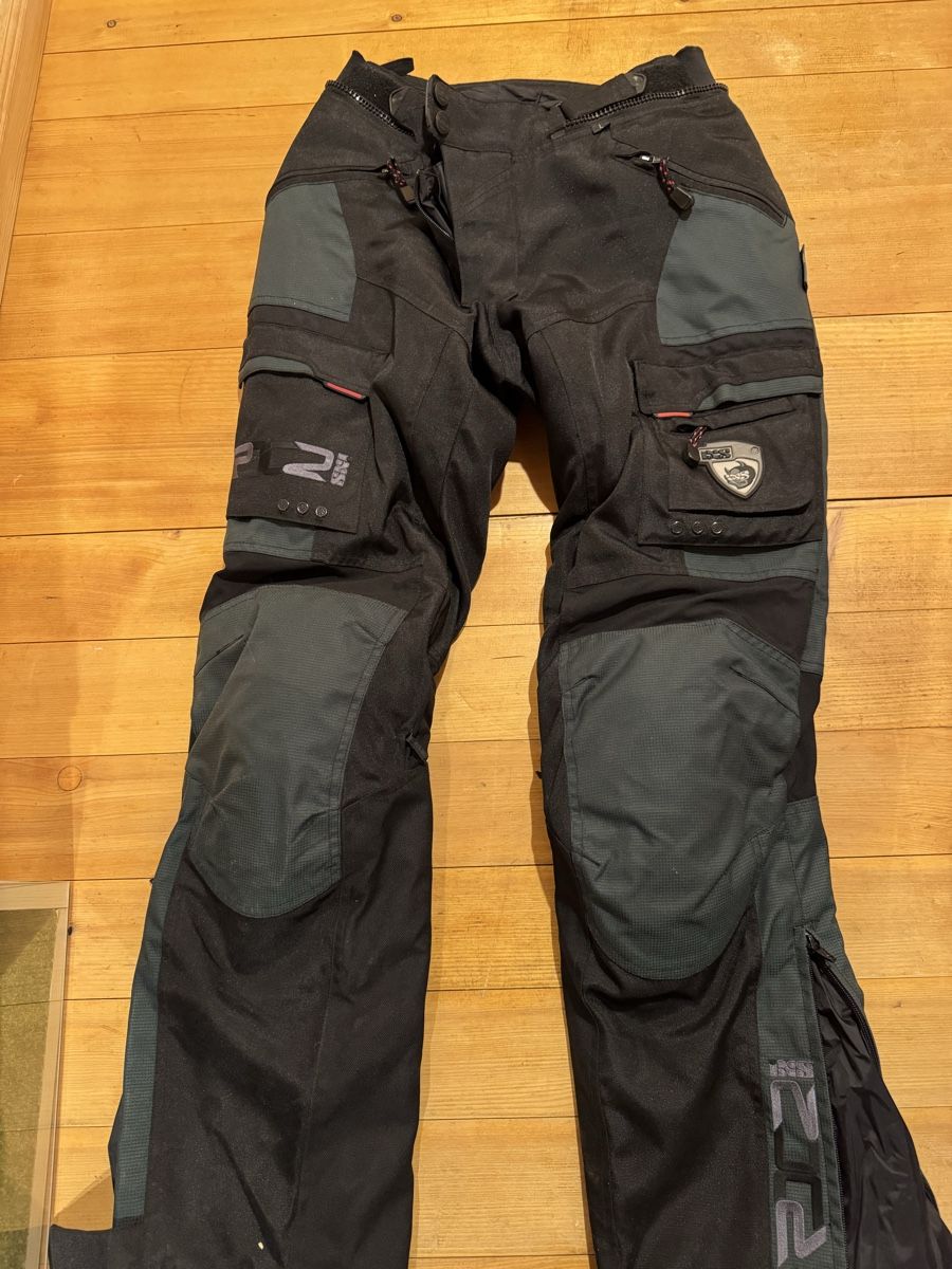 IXS Pantaloni: IXS Motorradhose Grösse L – Usato da Kümmertshausen venduto da Ghost75