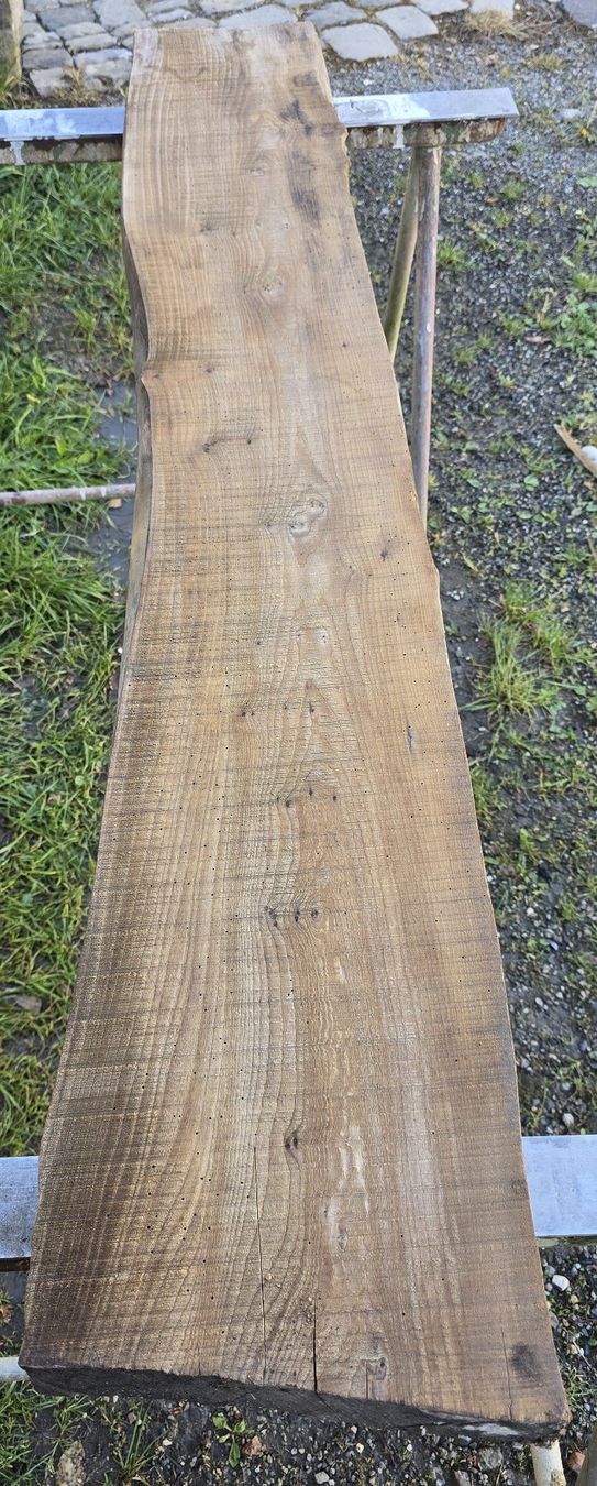 Articles en bois: Altes Holzbrett – D'occasion à Rorschacherberg par snOOpydOg11