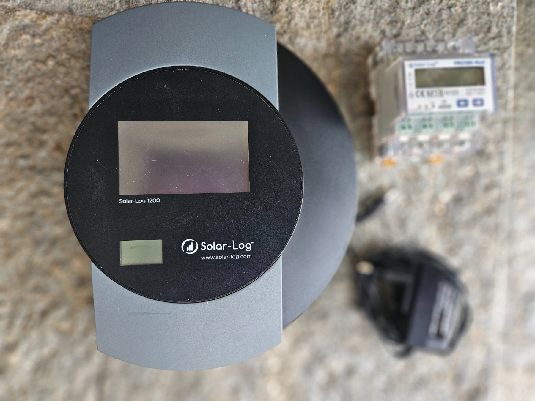 Steuerung: Solar-Log 1200 inkl. Smartmeter – Gebraucht aus Niedergösgen von Boumaa