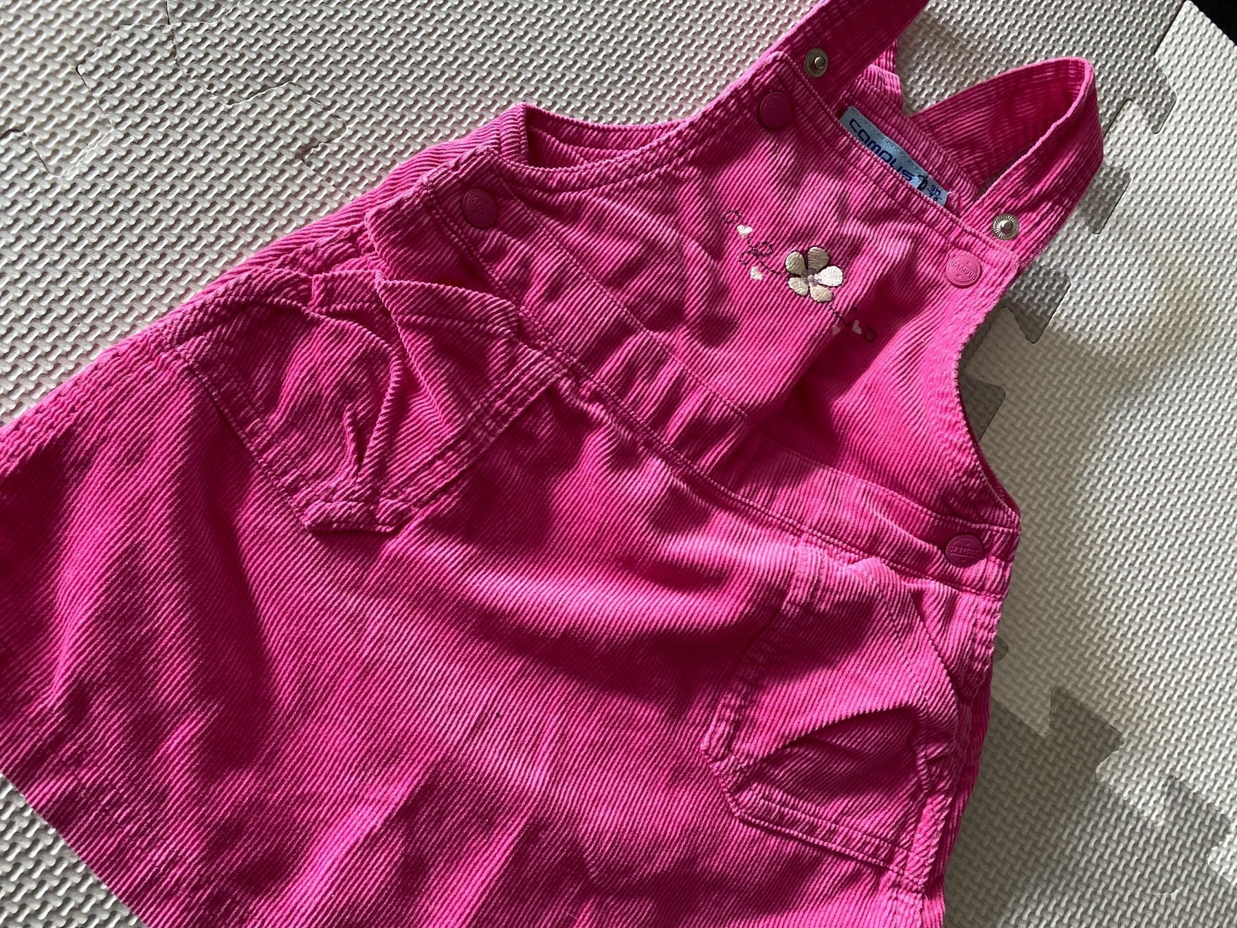 Vestiti & Gonne: Baby-Latzröckchen – Usato da Zürich venduto da Petrui 2