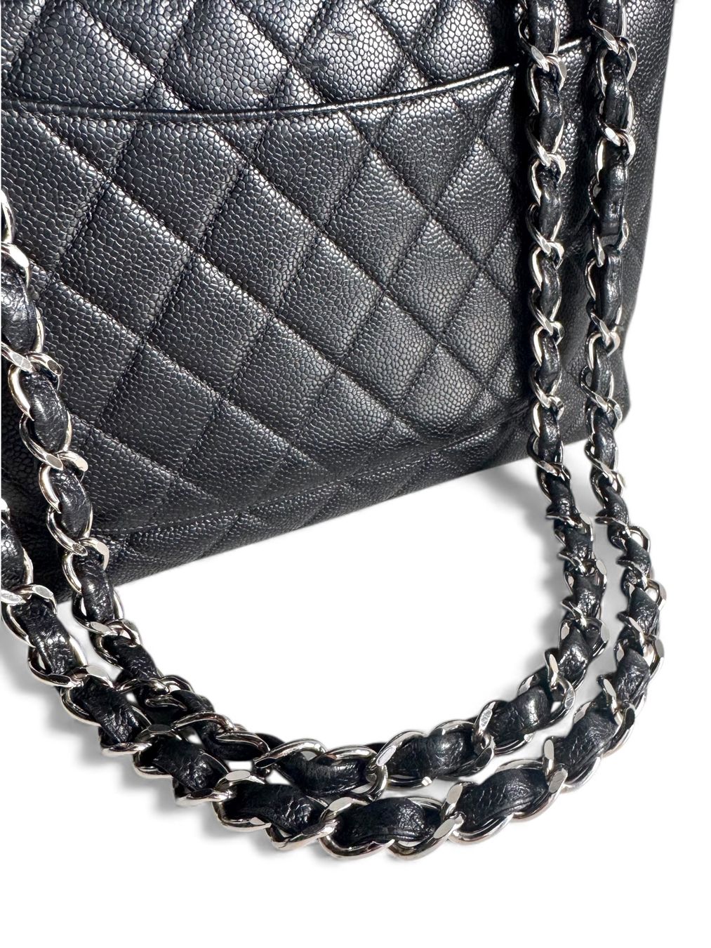 Chanel Taschen für Damen: CHANEL Caviar Jumbo Single Flap Bag Tasche – Gebraucht aus Kriens von hannaandkiko 7