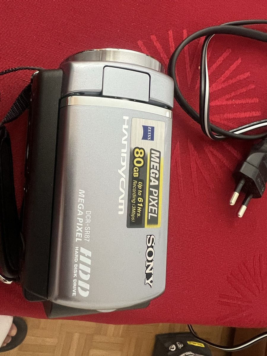 Sony Videocamere: Sony Handycam DCR-SR87 – Usato da Zürich venduto da jao_2bx7 1