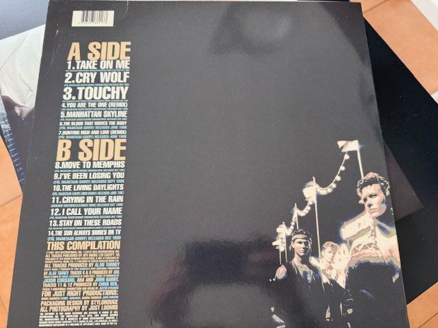 Dischi in vinile: A-ha - Headlines and Deadlines Vinyl – Nuovo (secondo la descrizione) da Nuerensdorf venduto da ghi_b7xs 1