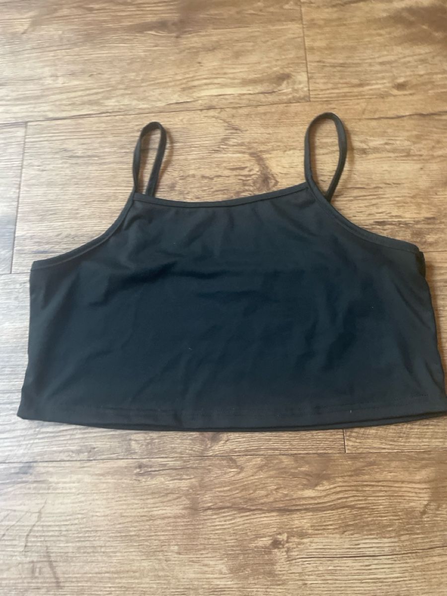 Pullover & Sweatshirts: Pullover mit Crop-Top  – Neu (gemäss Beschreibung) aus Unterseen von Panini56 1