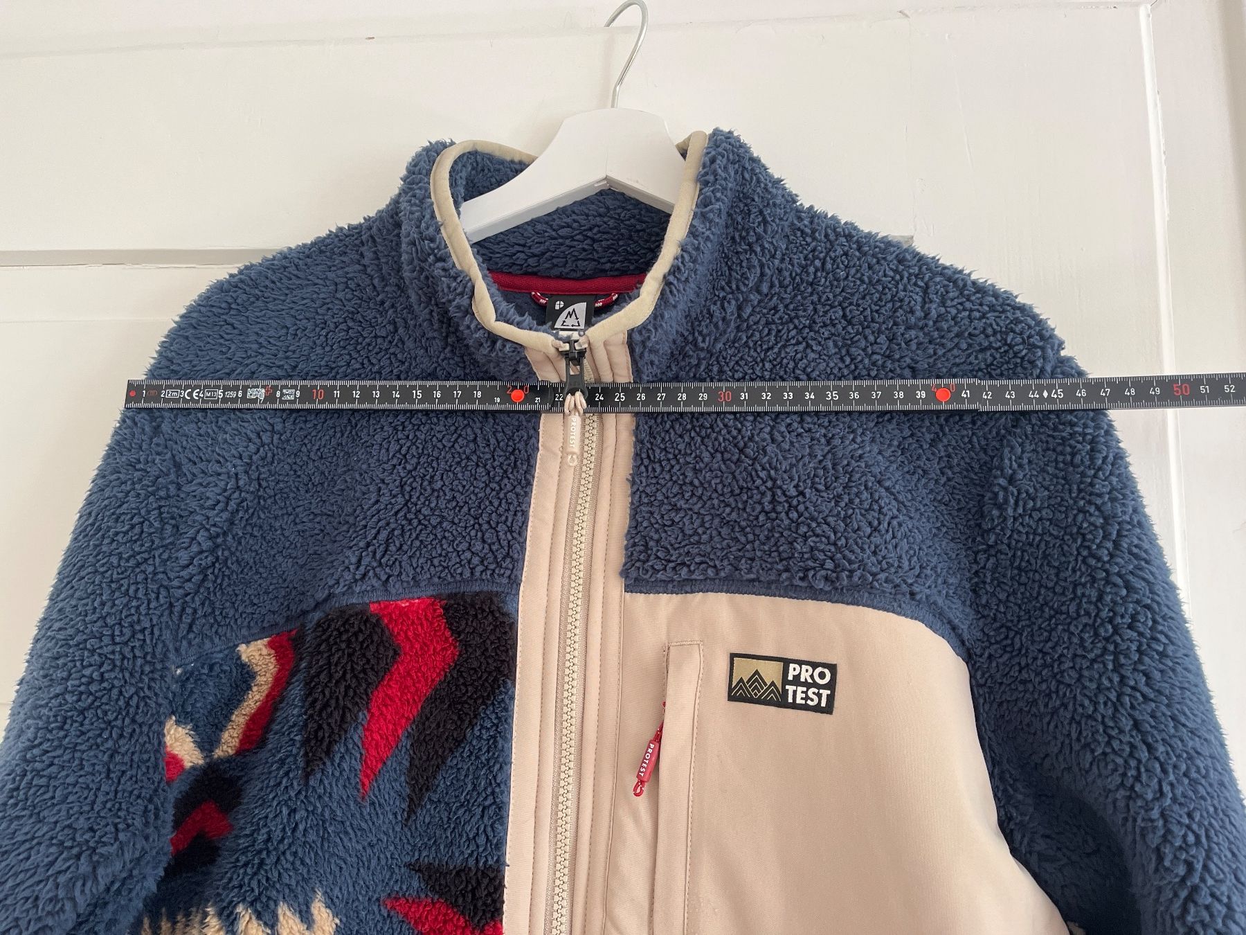 Protest Pullover & Sweatshirts: Protest Fleece Jacke L - Top Zustand – Gebraucht aus Zürich von bretxo 5