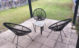 Lounge set, 3 Acapulco chairs and table, black, used