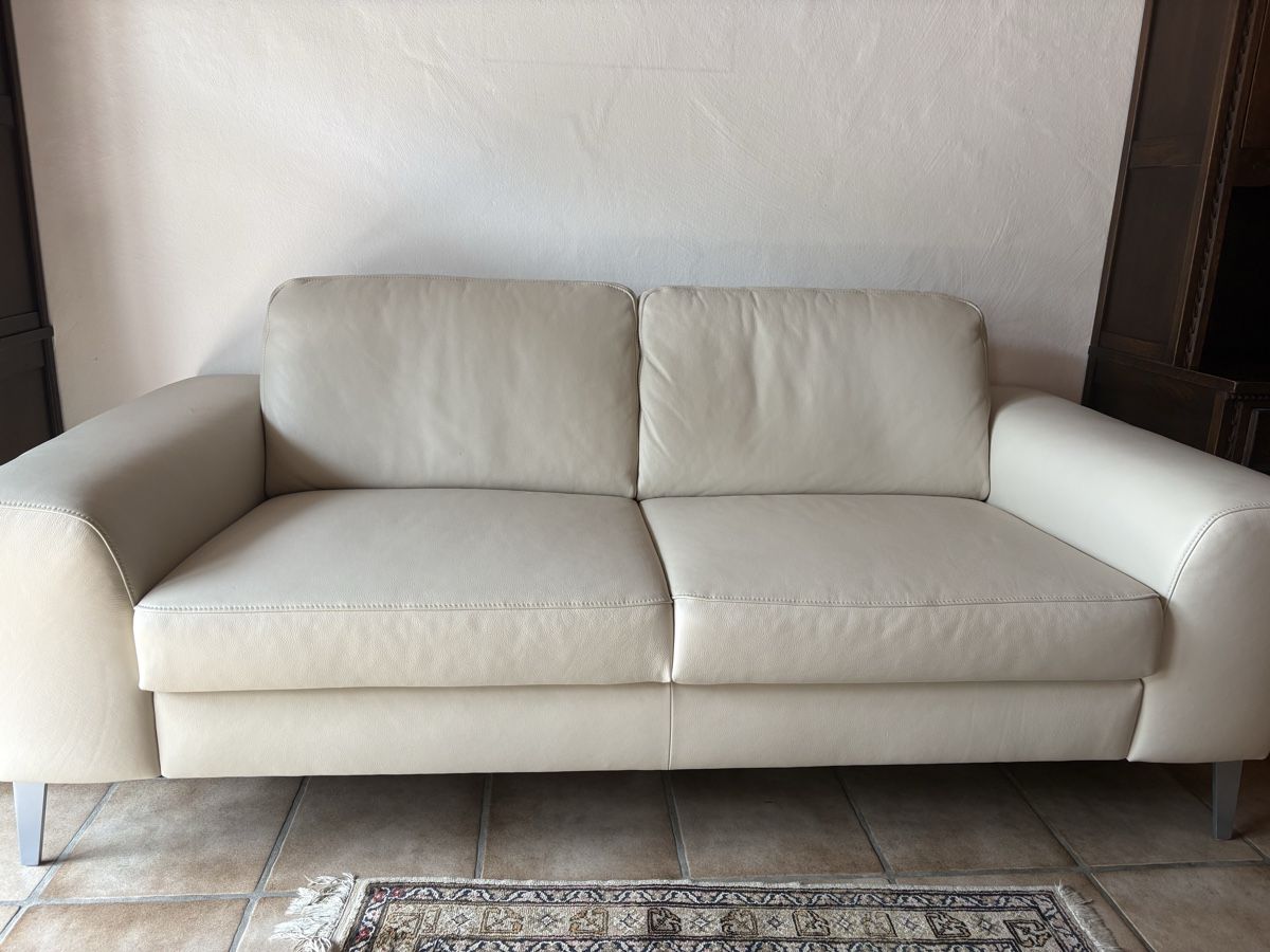 Sofas: Beiges Sofa – Neuf (Voir description) à Münchenbuchsee par lua_yvc5