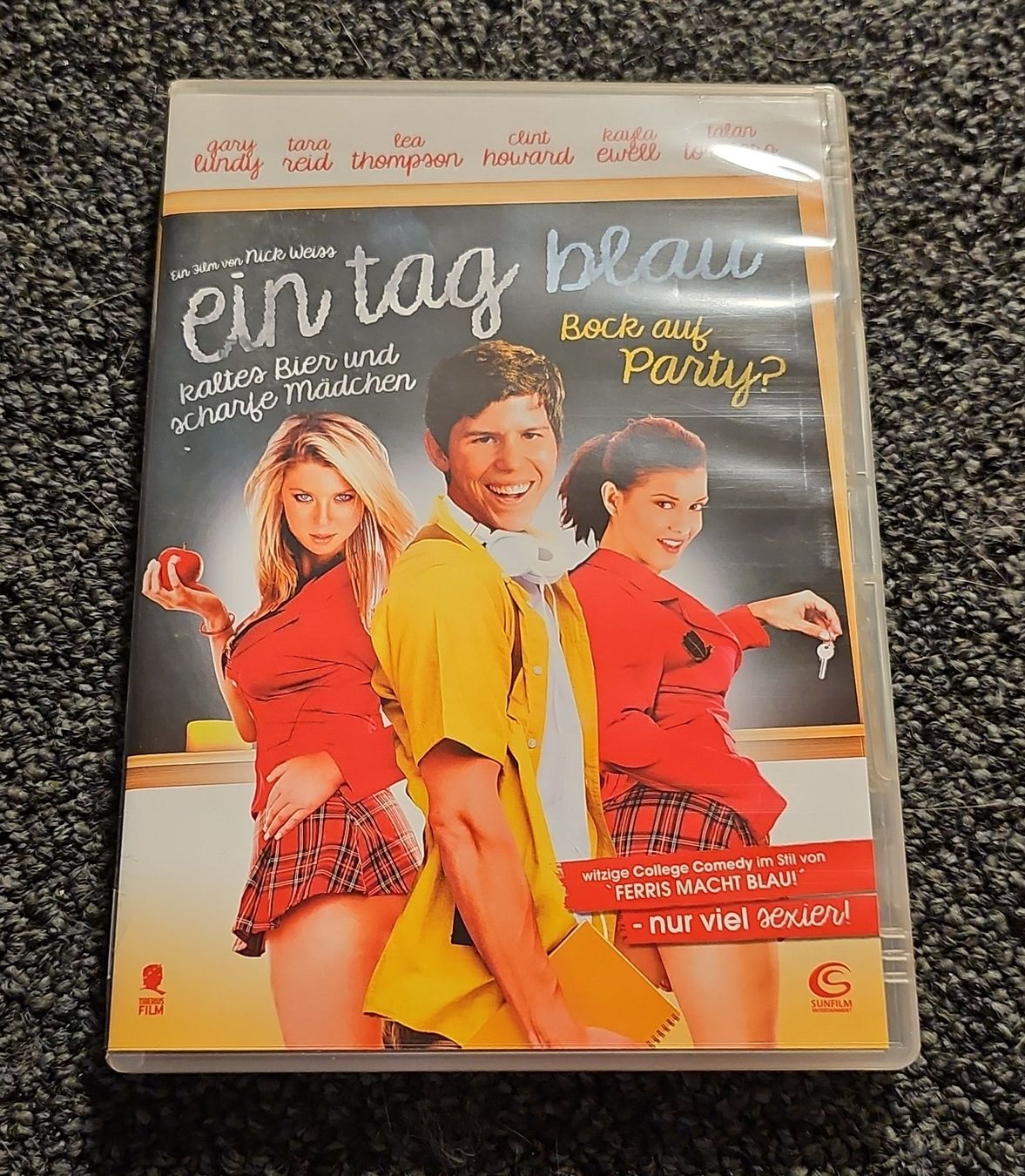 Tutti i DVDs: Ein Tag Blau DVD (15930) – Usato da Ruswil venduto da jan_bxl5