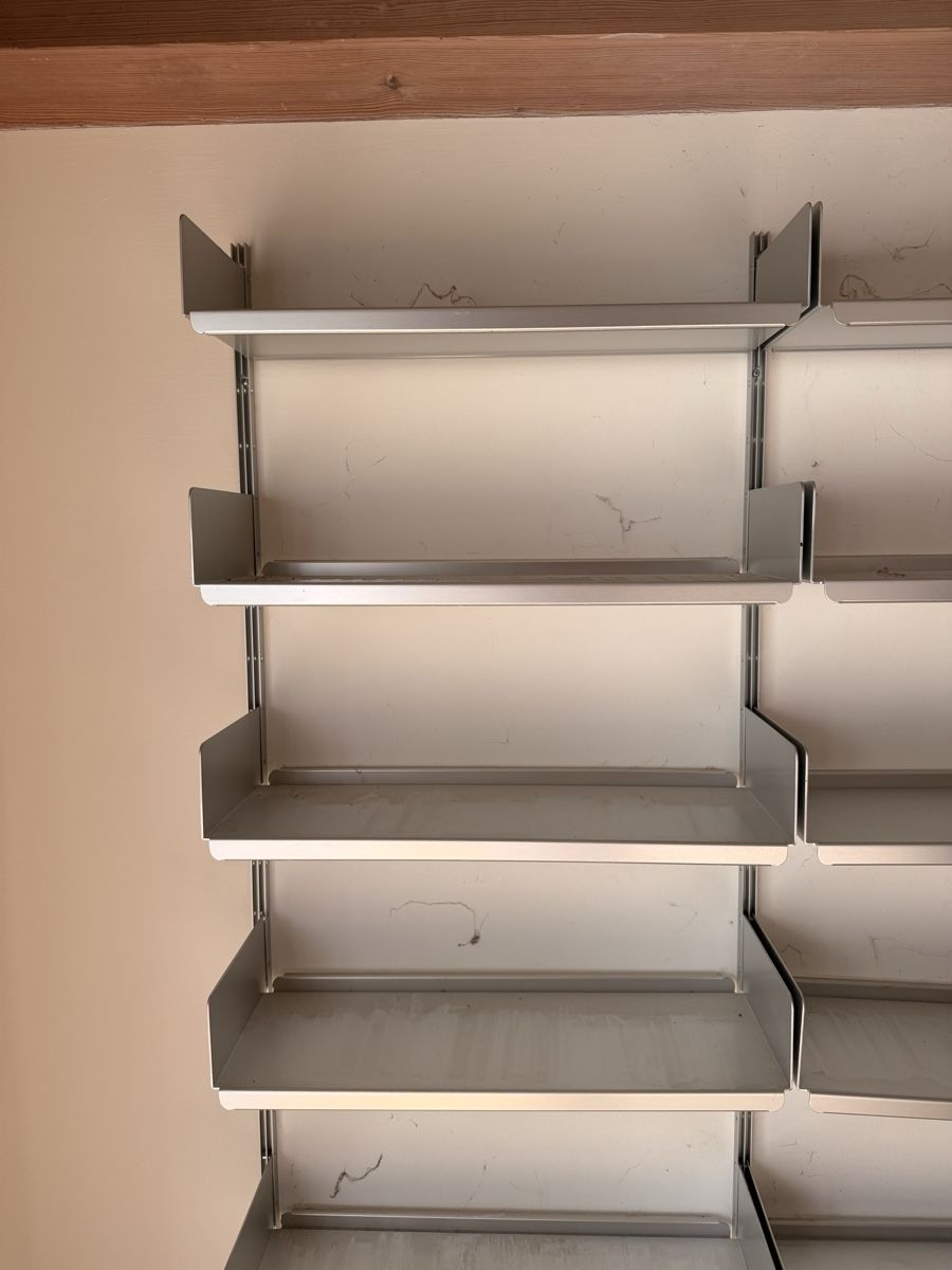 Scaffali: Wandregal Designklassiker – Usato da Wildegg venduto da KramerBeni 4