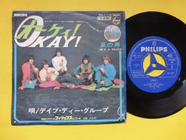 Dave Dee, Dozy, Beaky, Mick & Tich – Okay! / He's A Raver