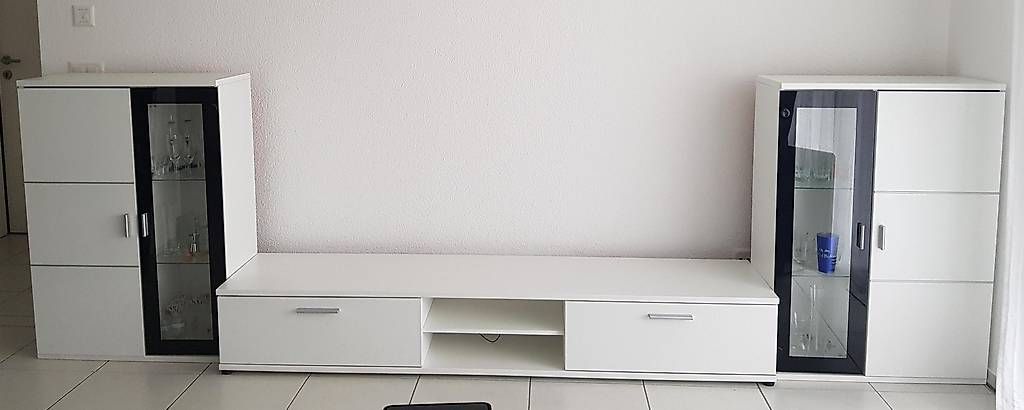Mobili TV: TV-Möbel Set weiss Hochglanz Vitrine Sideboard Kommode Sc... – Usato da Kriens venduto da angelaruediger