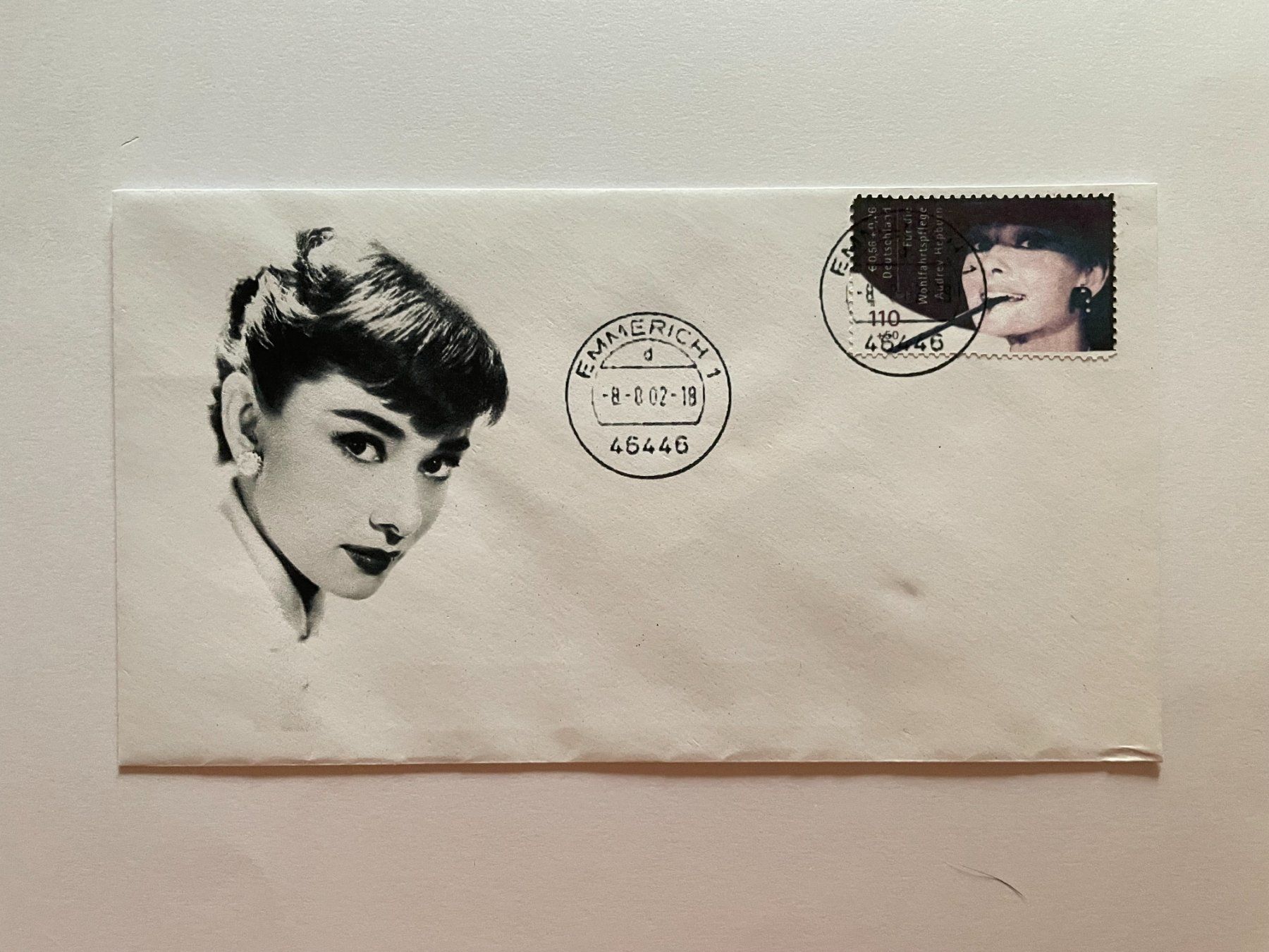 Tutti i francobolli: Briefmarke Audrey Hepburn – Nuovo (secondo la descrizione) da Menzingen venduto da Wlukas