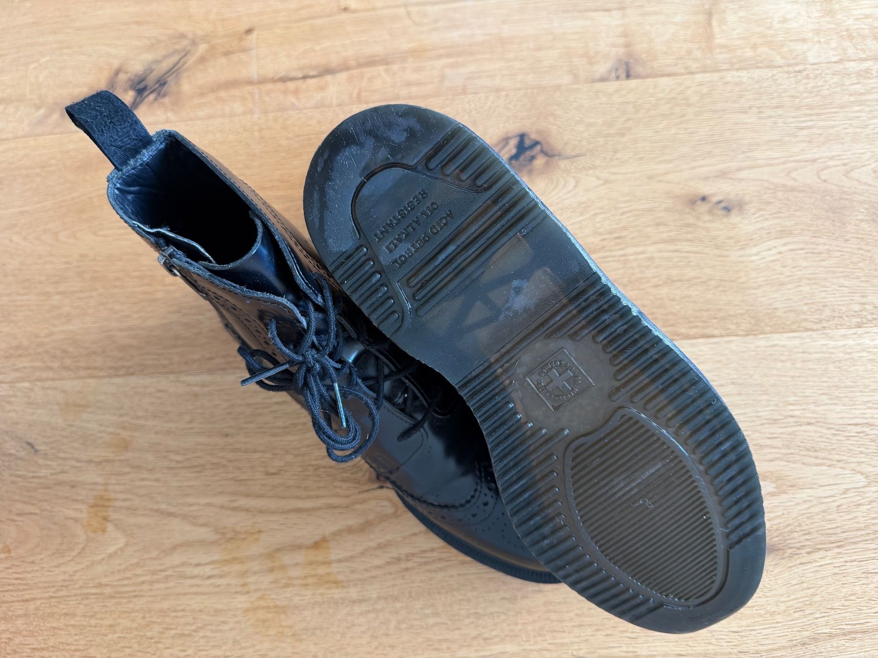 Dr. Martens Scarpe da donna: Dr. Martens Boots schwarz, Grösse 40 / US 8.5 – Usato da Interlaken venduto da AndreaNoorani 2
