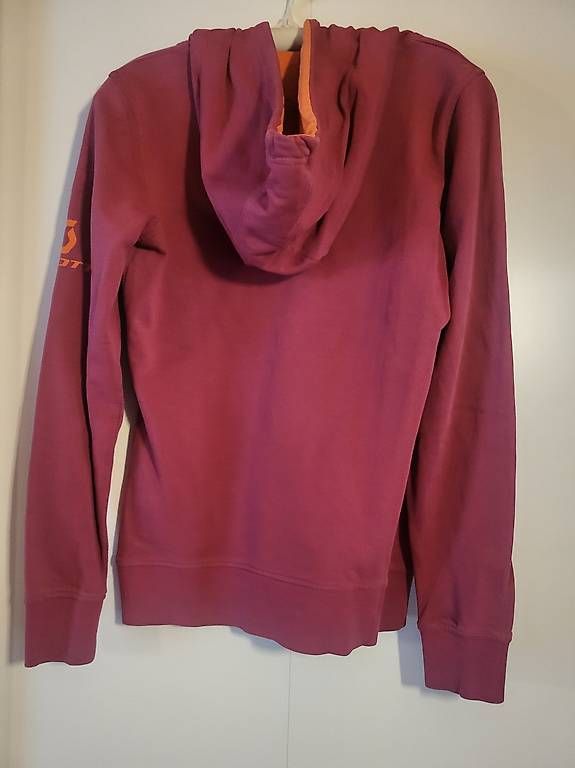 Scott Pulls & Sweat-shirts: Pully Scott – D'occasion à Attinghausen par lau_ys85 1