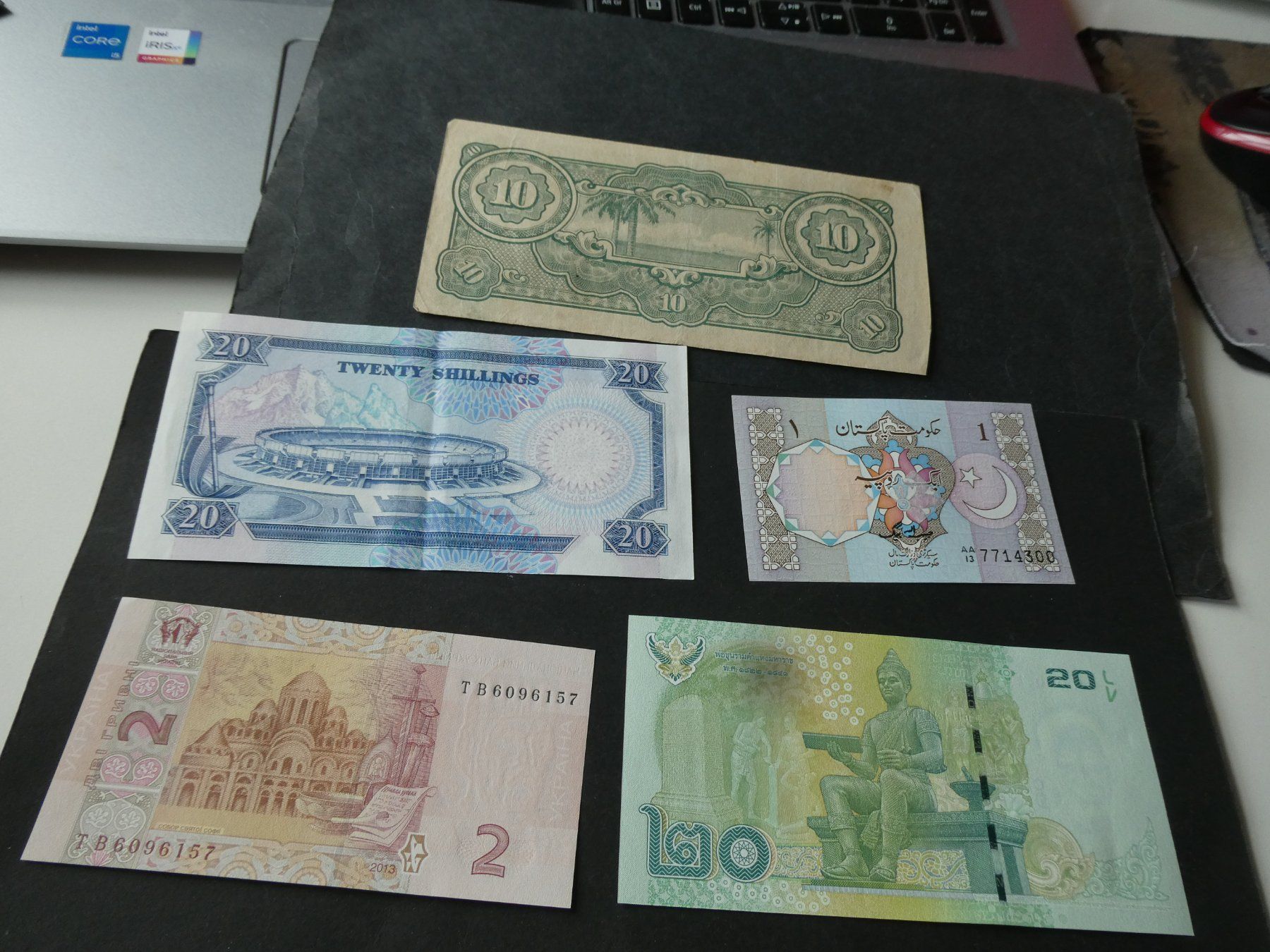 Banconote: Weltbanknoten, alte Geldscheine – Usato da Hinterforst venduto da Rohusri 1