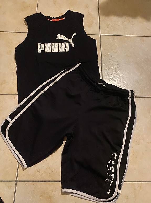 Lotti & Set di vestiti: Set ginnastica ragazzo 13/15 anni – Usato da Odogno venduto da fly_7j8c
