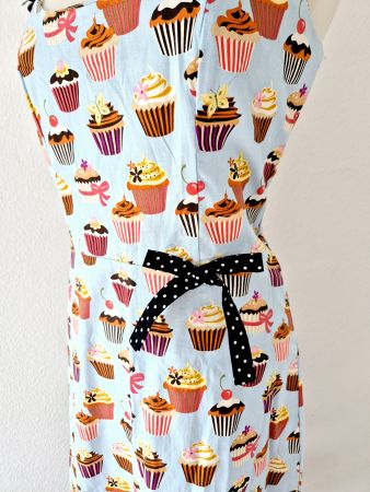 KLEID DRESS L 40 PAPER DOLL PROD MADE USA CUP CAKE TOP