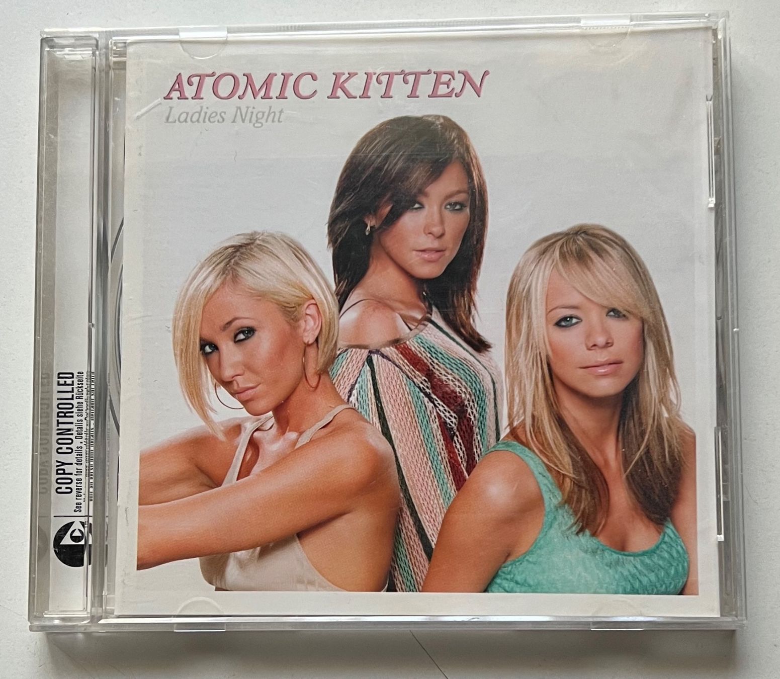 CDs: Atomic Kitten / Ladies Night – Gebraucht aus Näfels von