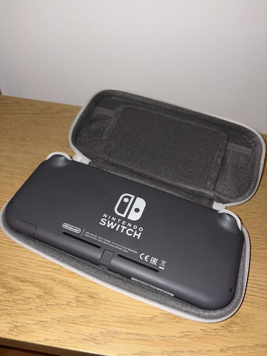 Nintendo Konsolen: Nintendo Switch Lite – Neu (gemäss Beschreibung) aus Solothurn von michelleschmid 1