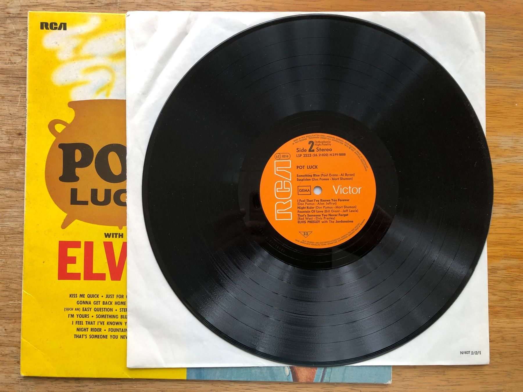 Dischi in vinile: Elvis – Pot luck (LP) – Usato da Grenchen venduto da Kogi7 3