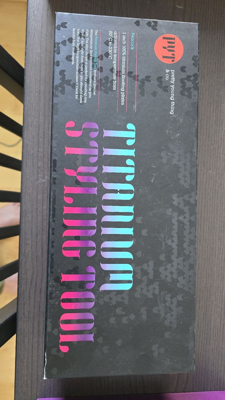 Piastre & Arricciacapelli: PYT Pretty Young Thing Titanium Styling Tool - Peacock!  – Usato da Zürich venduto da hea_sxv7