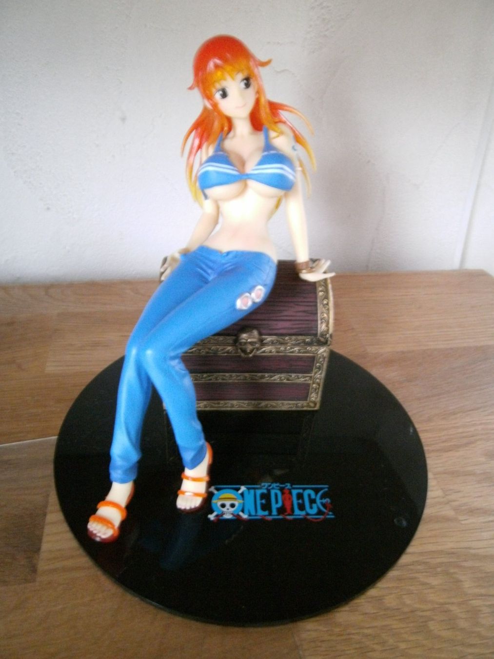 Statuette: One Piece figurine " Nami " – Usato da Moutier venduto da Mouschka