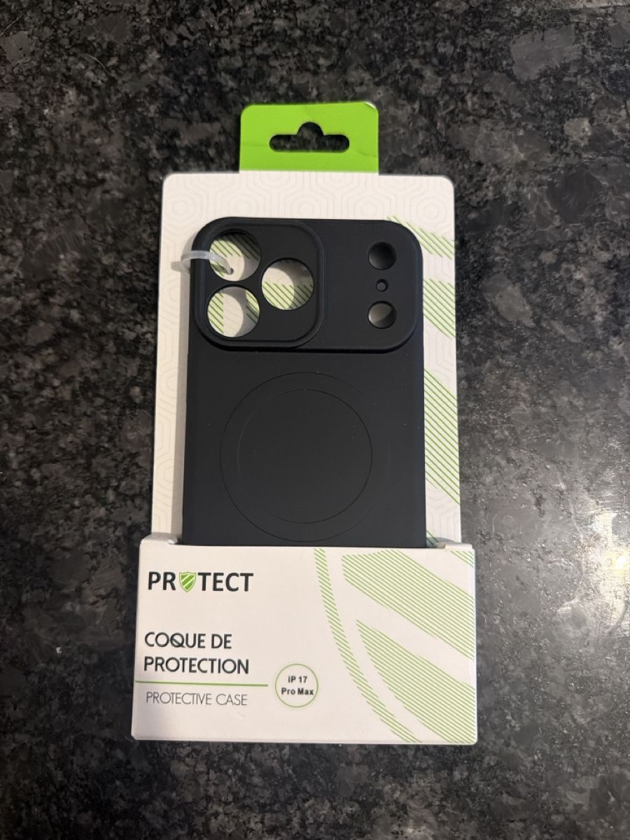 Apple Coques & Protection écran: Coque iPhone 17 pro Max silicone neuf  – Neuf (Voir description) à Yverdon-les-Bains par ame_7f2x