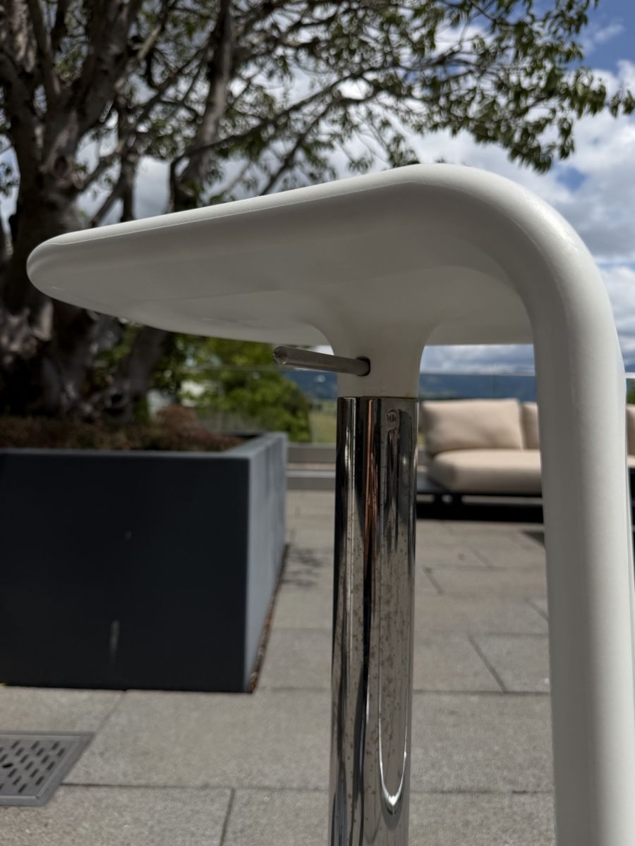 Ikea Tabourets: Barhocker weiss Chrom 4 Stück – D'occasion à Neuhaus SG par cynlo 6