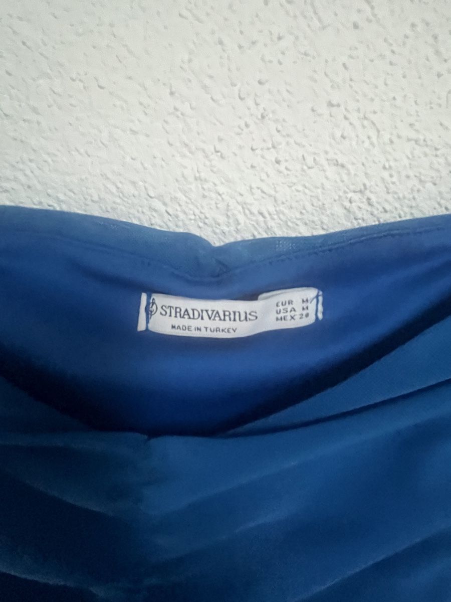 Stradivarius Vestiti: figurbetontes Kleid – Usato da Embrach venduto da Laura2386 1