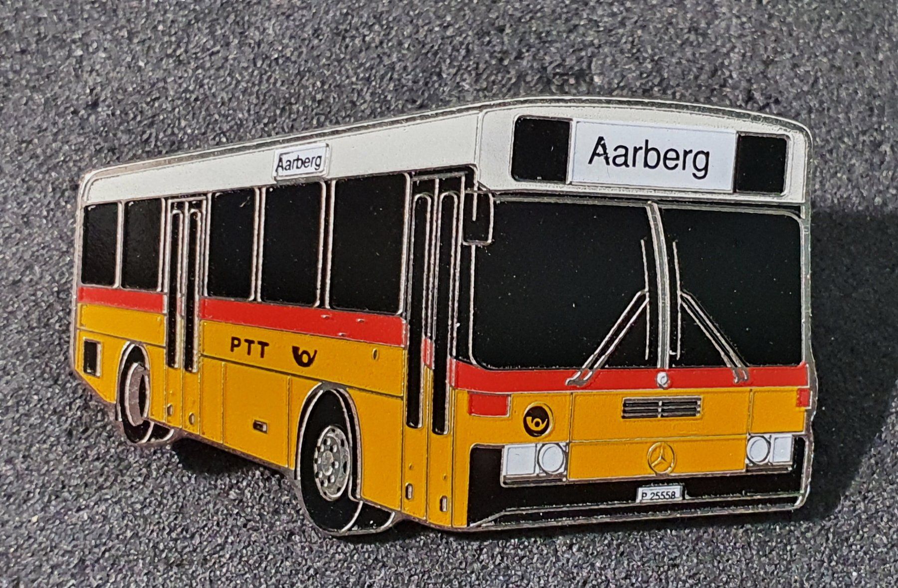 Placchette & Badge: CC990 Schmid Müller SWISS Made Design Pin PTT Postauto – Usato da Reinach BL venduto da Boston-Verkauf