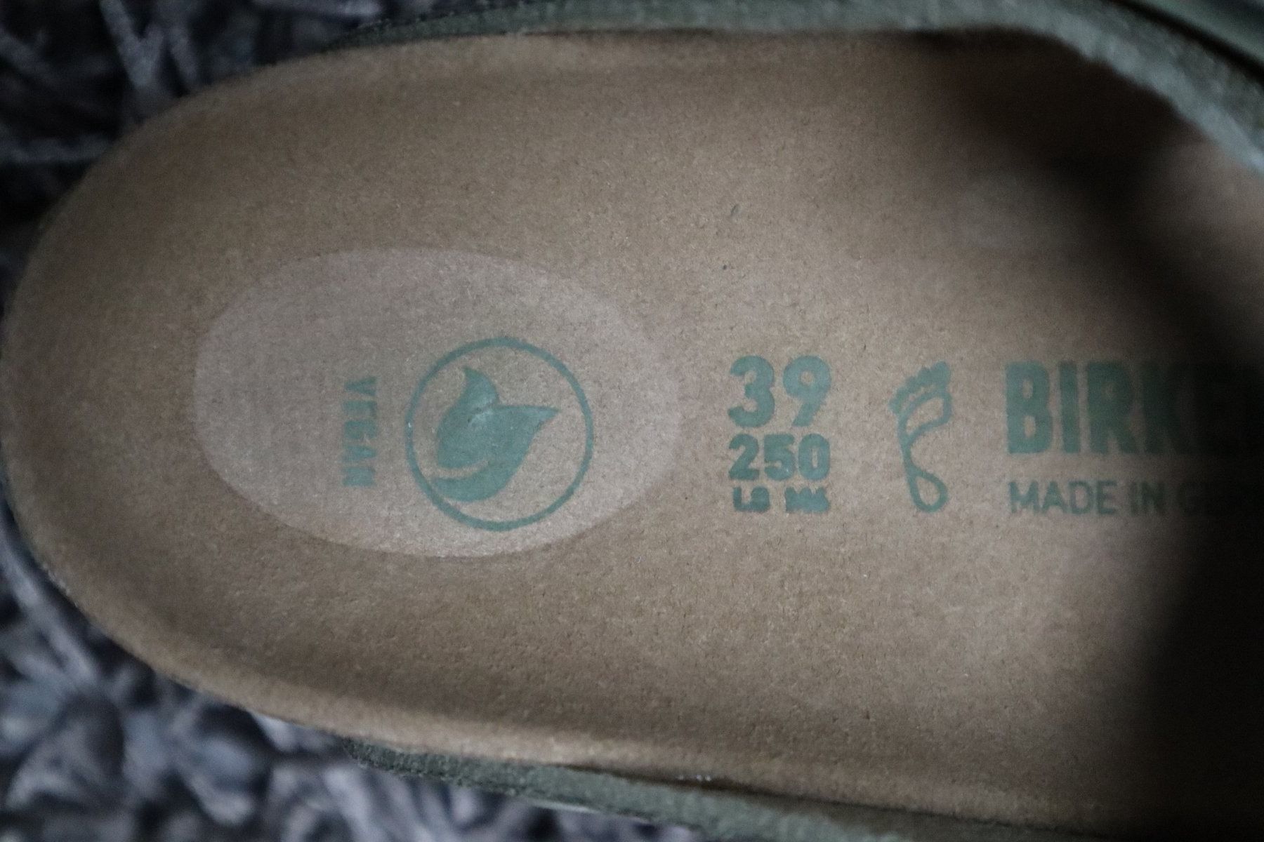 Birkenstock Chaussures femmes: Birkenstock, Gizeh Big Buckle, Gr. 39, eggshell, NEU – Neuf avec emballage d'origine à Wattwil par glueck 4