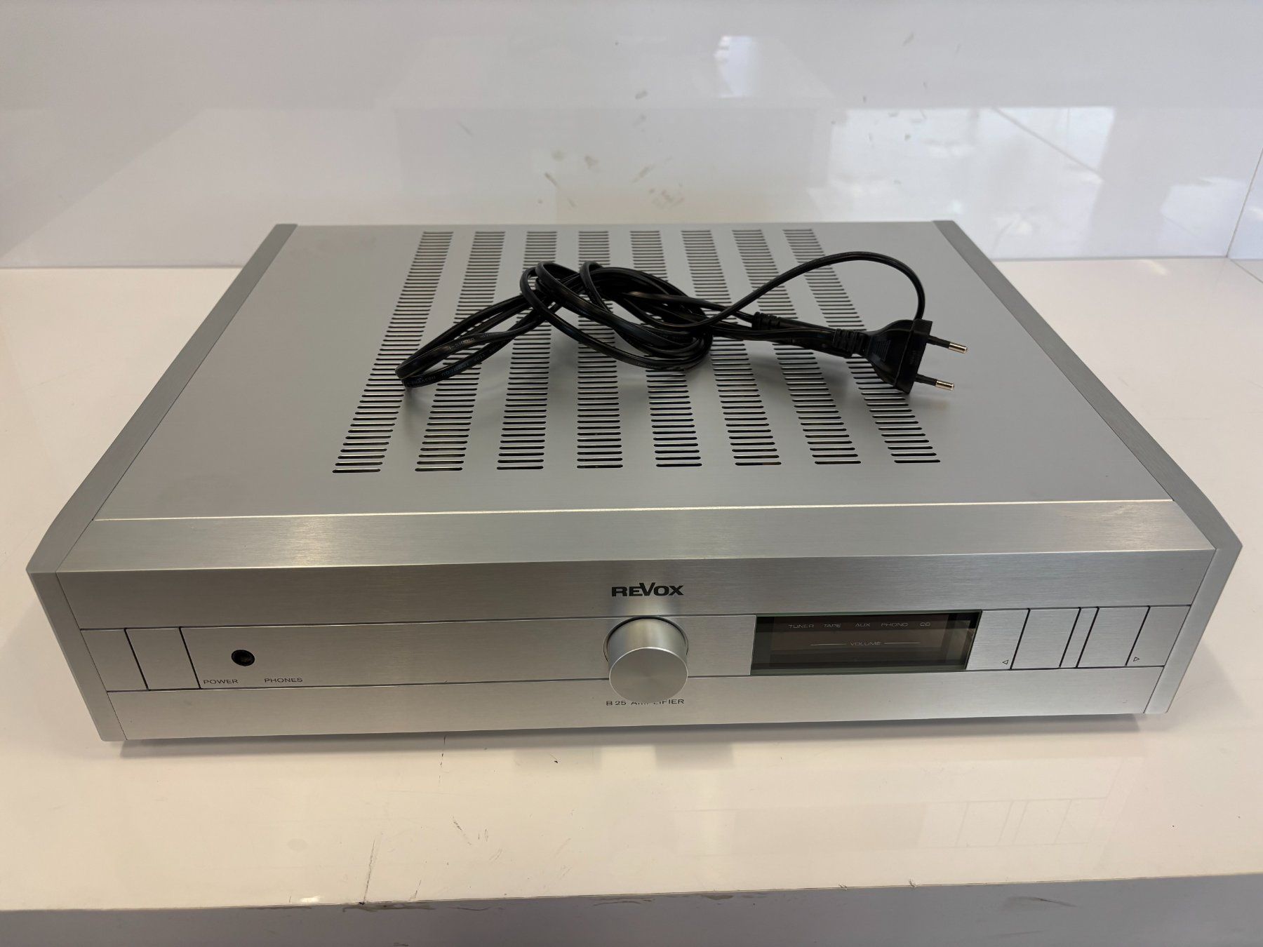 Revox Amplificatori: Revox B25 – Usato da Heerbrugg venduto da Kirchhofer