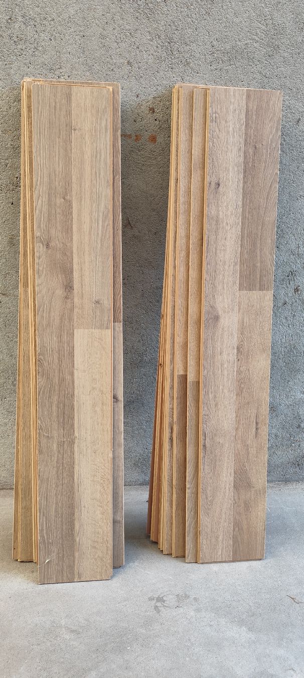 Bodenbeläge: Laminat – Gebraucht aus Kerzers von sb_12