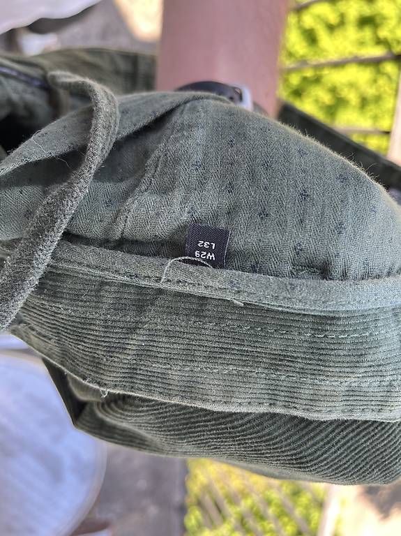 Pantaloni: Manchester Cord Hosen – Usato da Zürich venduto da lin_92hw 1