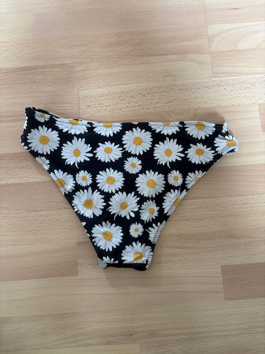 Costumi da bagno & Bikini: Bas de maillot de bain à fleurs – Usato da Posieux venduto da lia_f69b 1