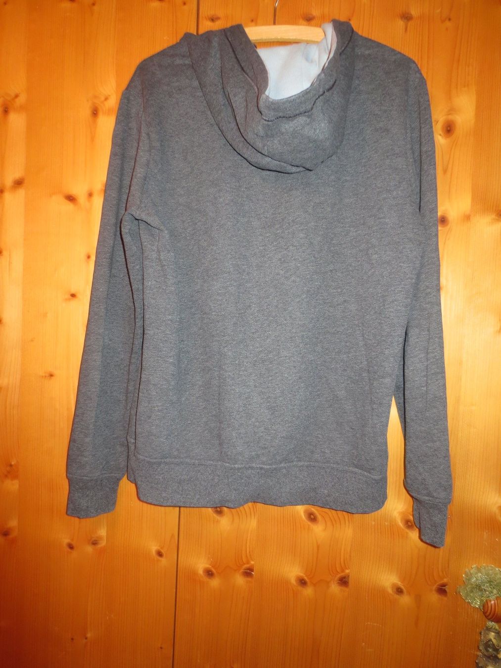 Giacche: Kapuzenjacke grau Gr. 40 - start_something_great – Usato da Männedorf venduto da Livingston 3
