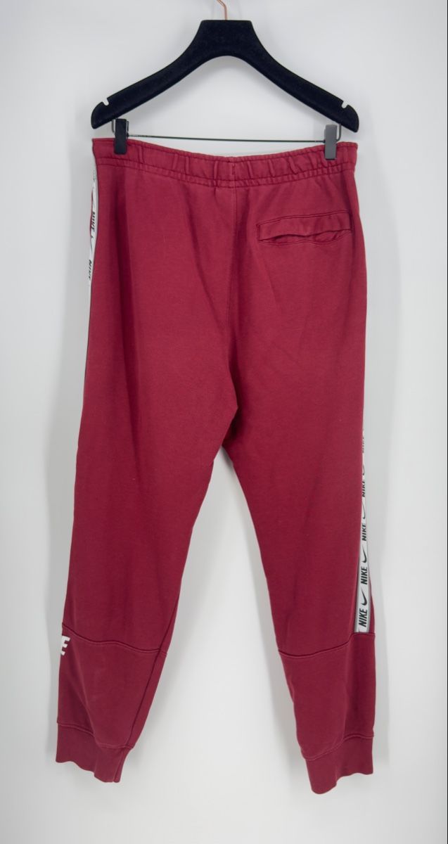 Nike Pantaloni: # MAN - Jogginghose Gr. M - NIKE # – Usato da Bolligen venduto da secondhand-with-love 1