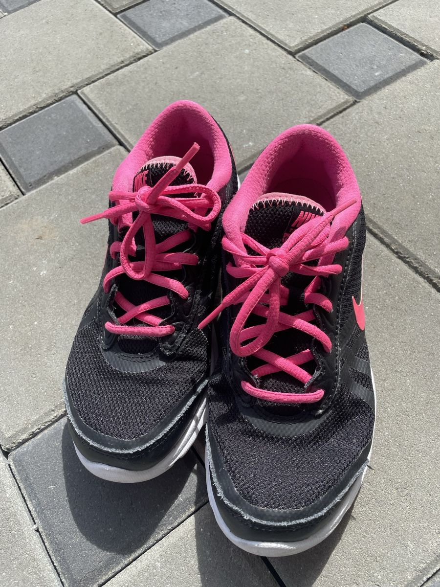 Damenschuhe: Nike Training Schuhe – Gebraucht aus Rheineck von Princessaitaliana 1
