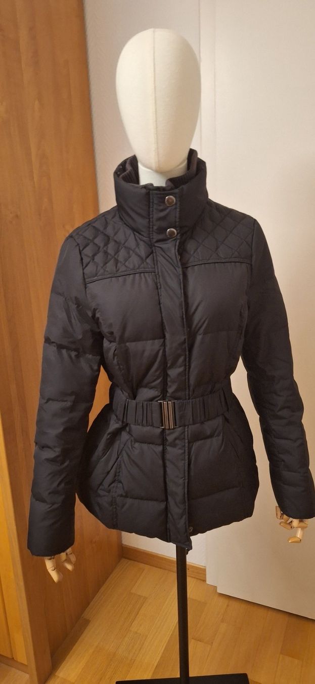 Esprit Giacche: Esprit, doudoune / Daunenjacke – Nuovo (secondo la descrizione) da Lussery-Villars venduto da pousinete02