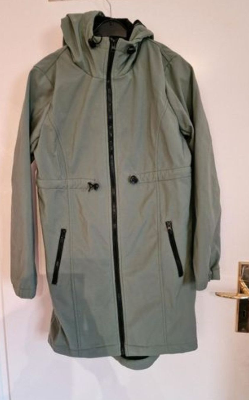 Mamalicious Jacken: Mamalicious  Funktionsjacke Nans - Khaki – Gebraucht aus Urmein von chello68 6