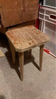 Holzhocker Pflanzenständer