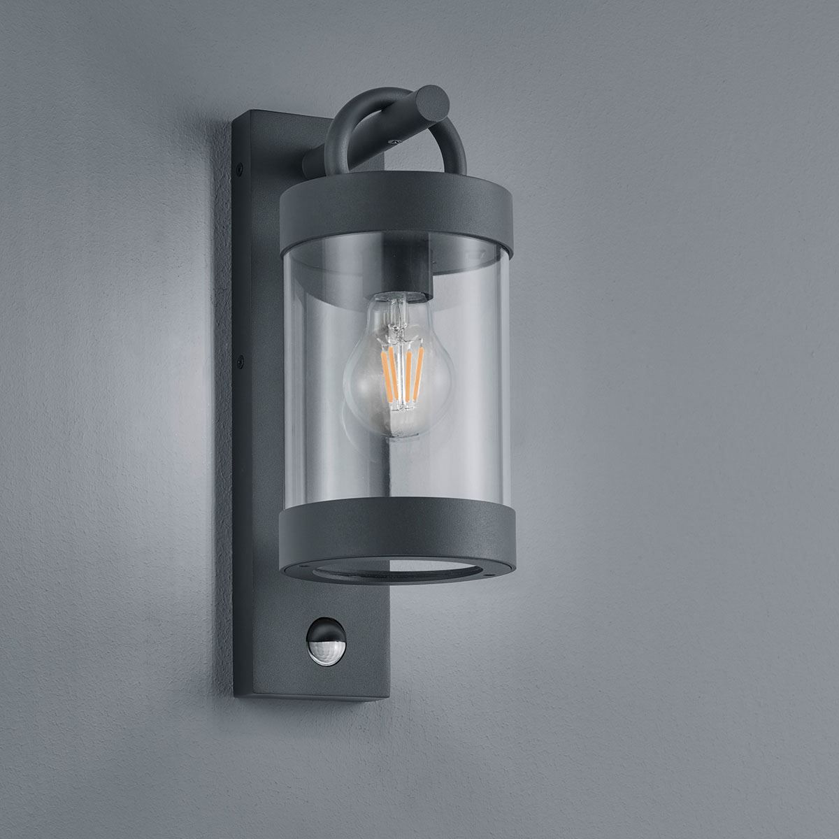 Lampade: Aussen Wandleuchte, Bewegungsmelder – Nuovo (secondo la descrizione) da Kreuzlingen venduto da Smart-Light 2