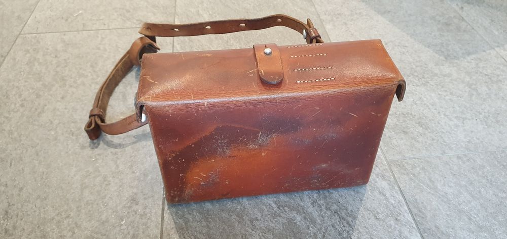 Armee Sanitätstasche Leder (ohne Inhalt) 1
