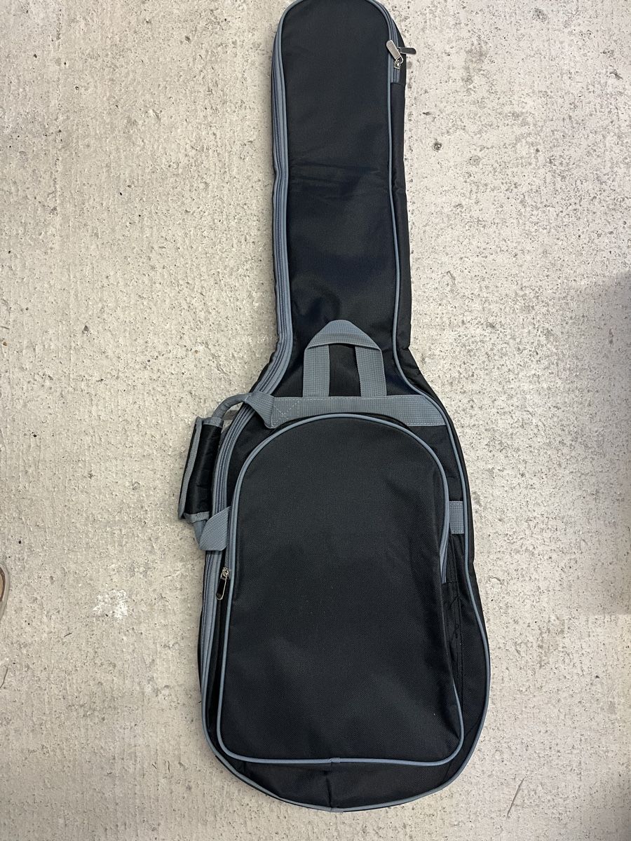 Sacs: Gitarrentasche – D'occasion à Gundetswil par Jz125
