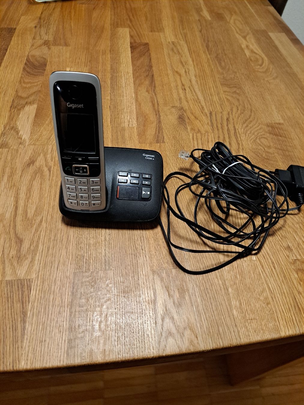 Gigaset Telefoni: Gigaset telefon gebraucht – Usato da Kloten venduto da Buki-Sneki
