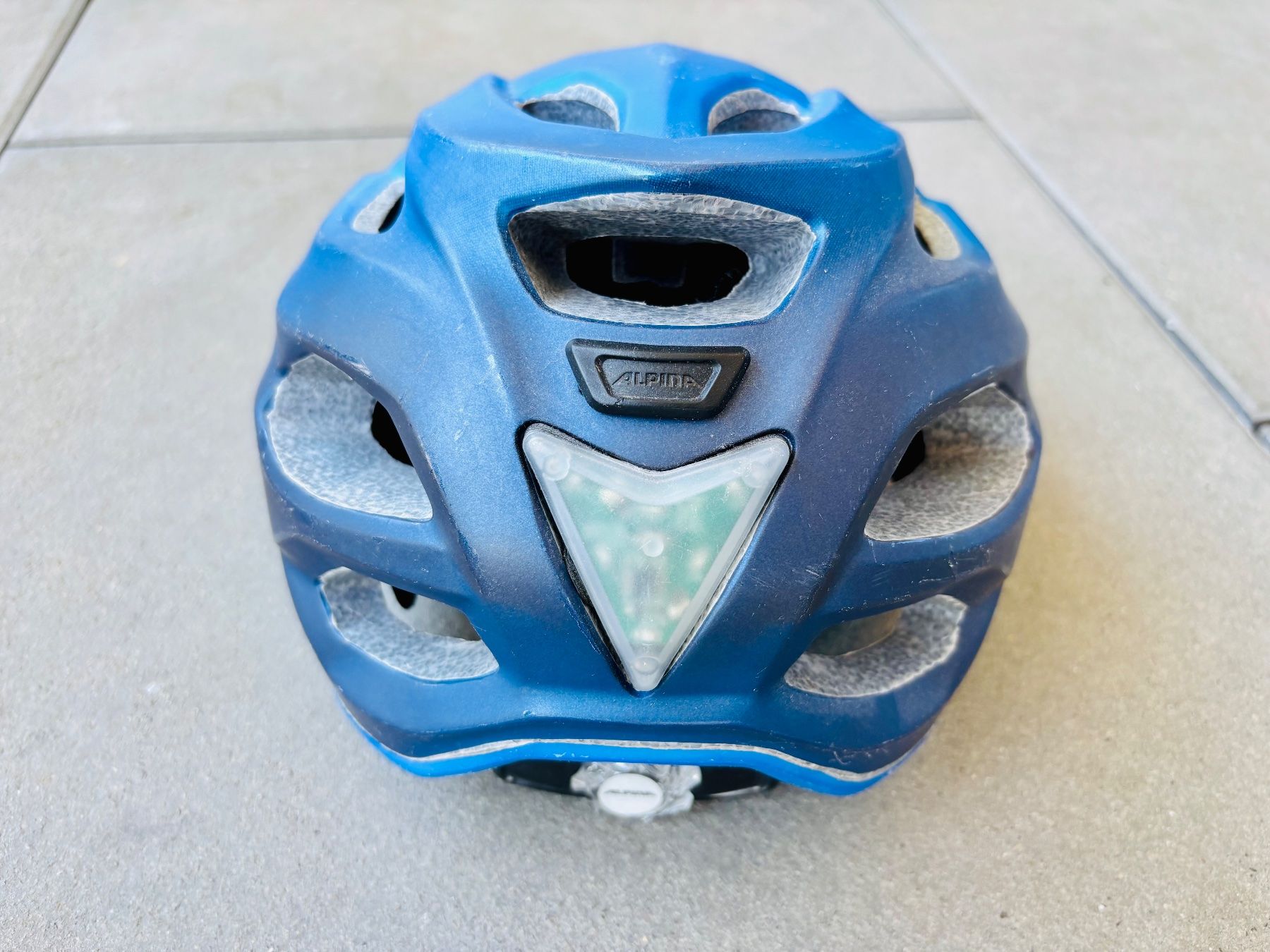 Alpina Helme: Velohelm: Alpina Carapax Jr. Flash – Gebraucht aus Fehraltorf von nolram75 5
