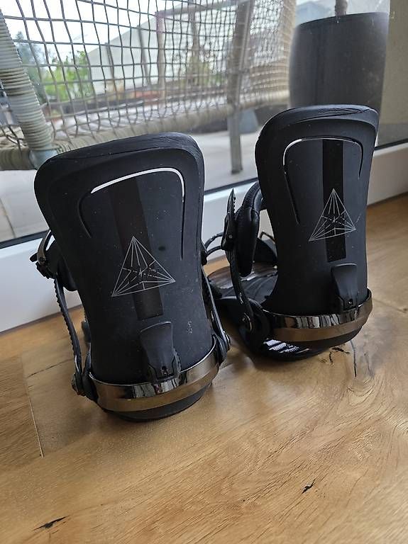 Snowboard Nitro Attacchi: Nitro Poison Bindung wms (S/M) – Usato da Römerswil LU venduto da Thecoconuts 2
